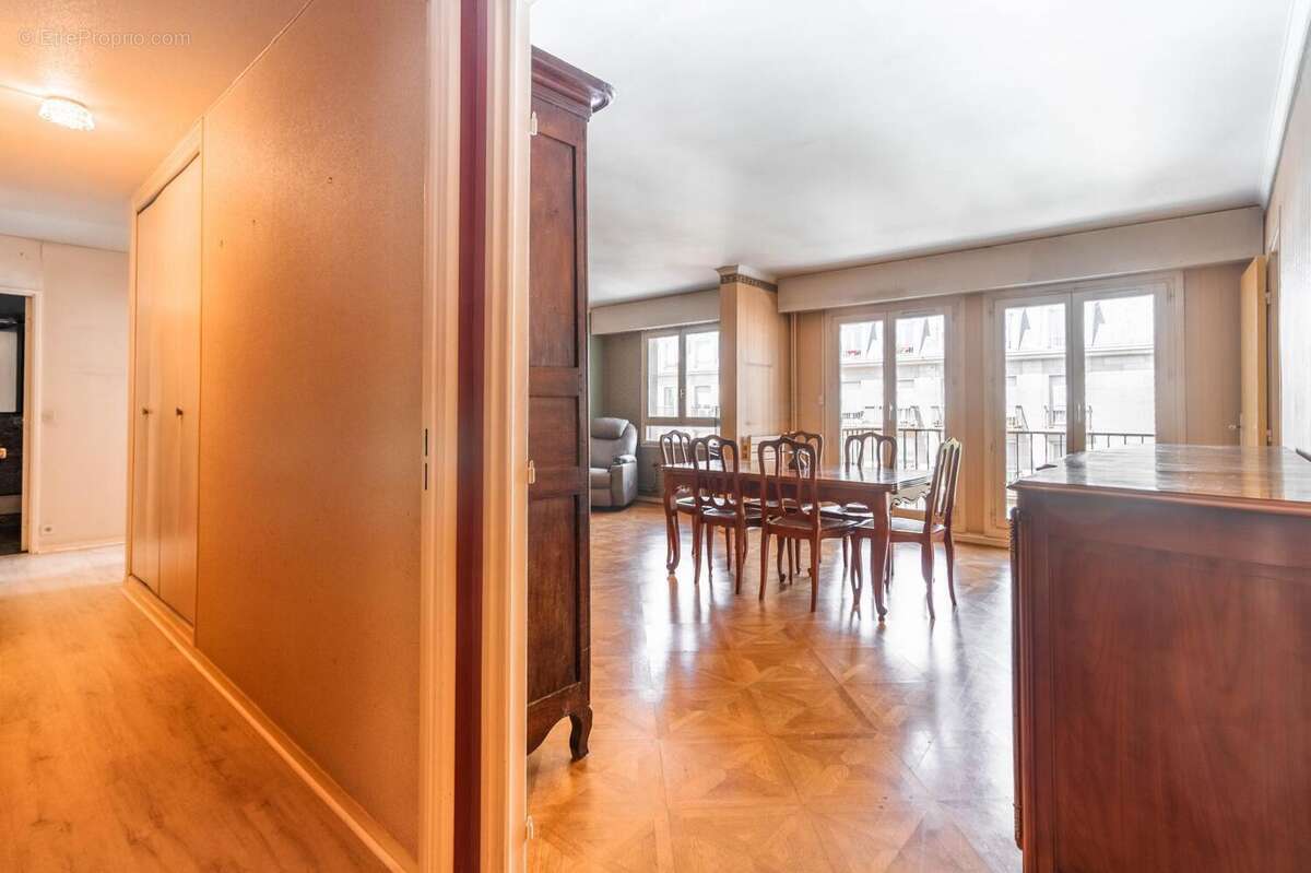 Photo 2 - Appartement à VERSAILLES