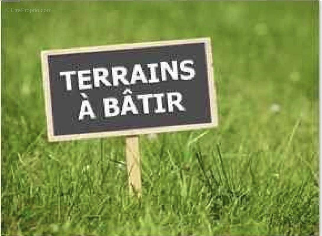 Terrain à BREM-SUR-MER