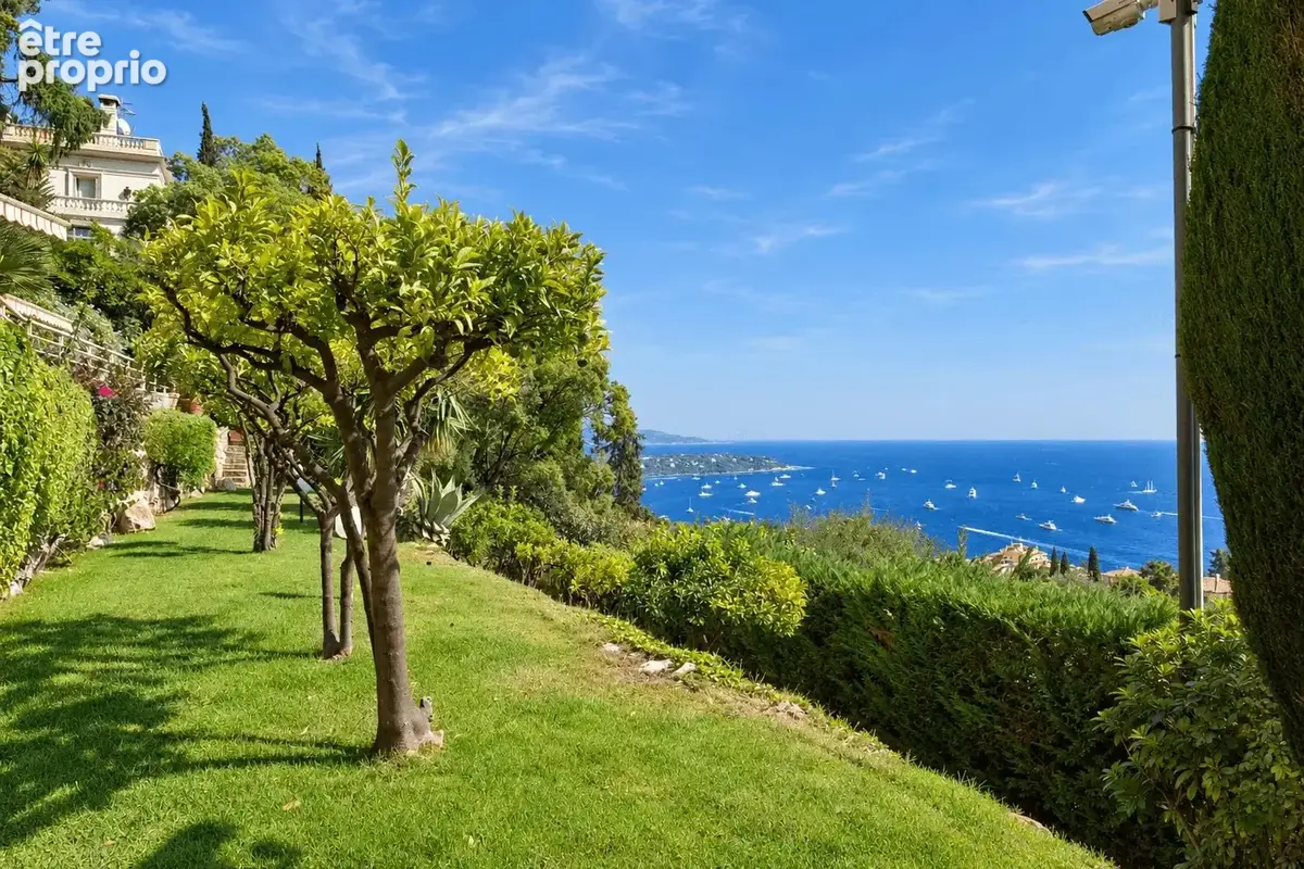 Exceptionnel deux pièces en rez-de-jardin avec parking, vue mer - photo 13
