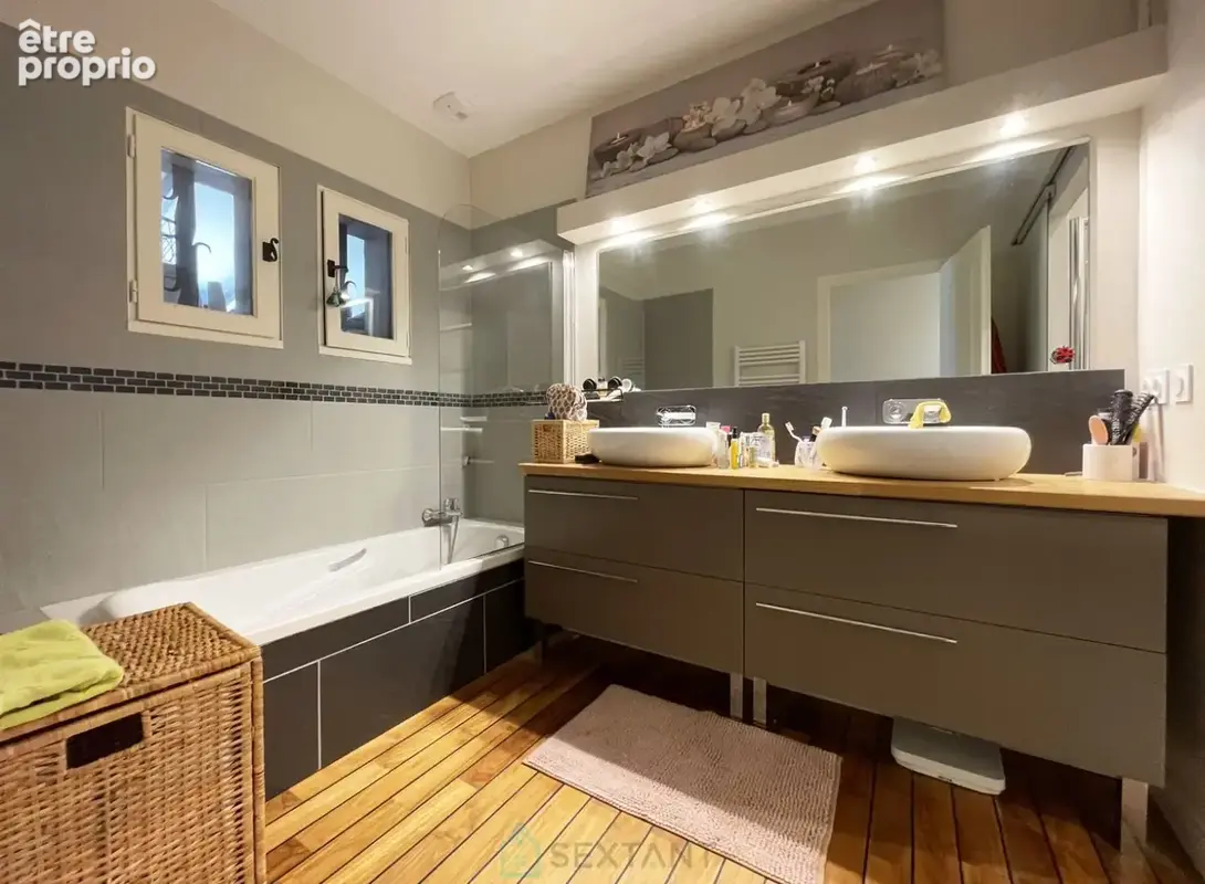 Maison de 187 m² sur un terrain arbore de 1 847 m² avec piscine - photo 13