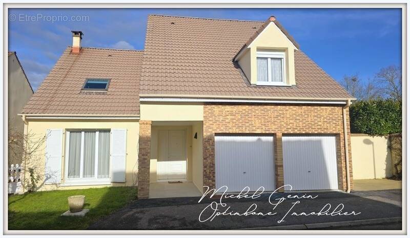 Maison à COURDIMANCHE