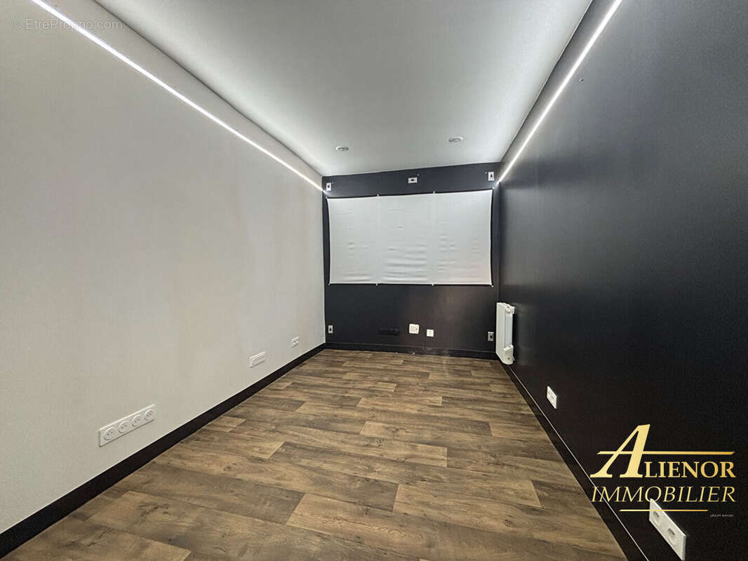 Maison à COULOUNIEIX-CHAMIERS