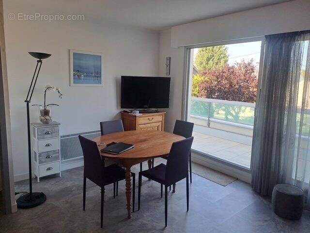 Appartement à LE POULIGUEN