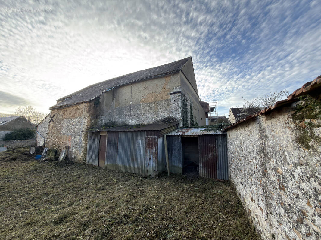 Maison à AUNEAU