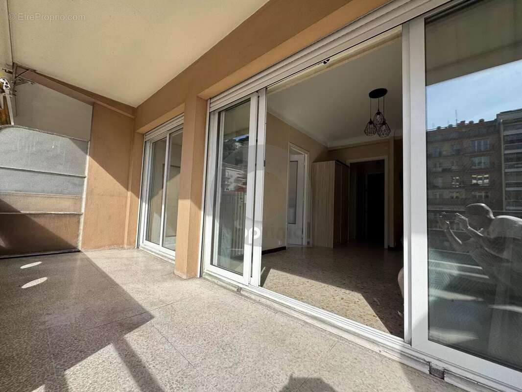 Appartement à MENTON