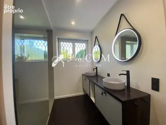 3%COM Belle propriété avec piscine et sauna  sur terrain de - photo 6