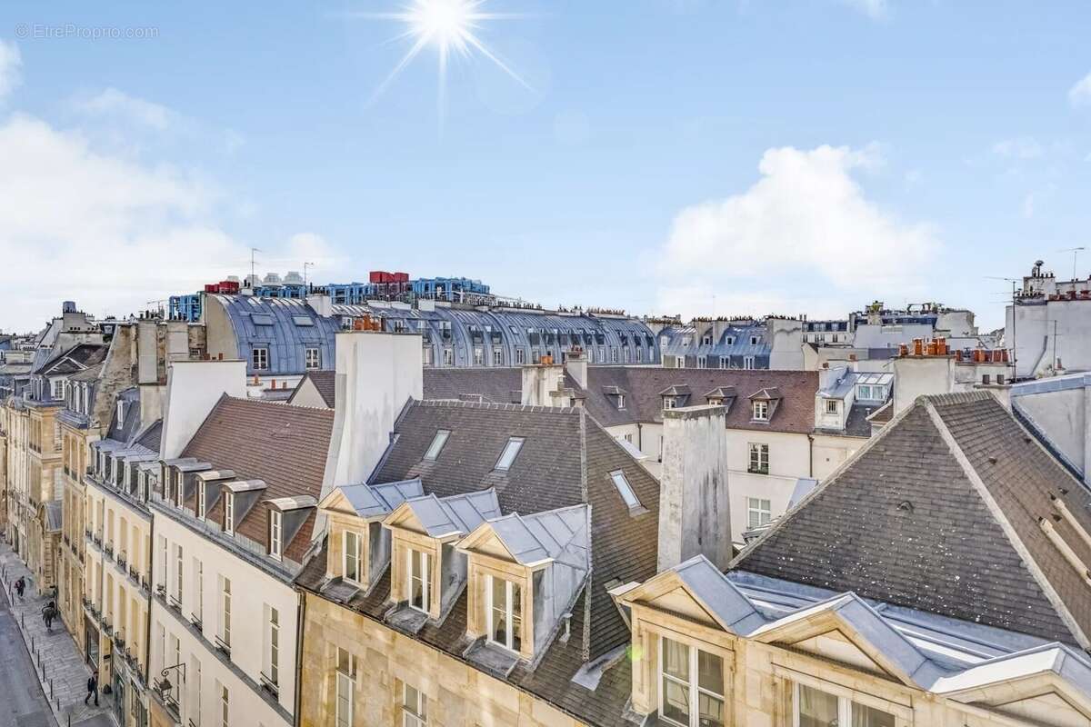 Appartement à PARIS-3E