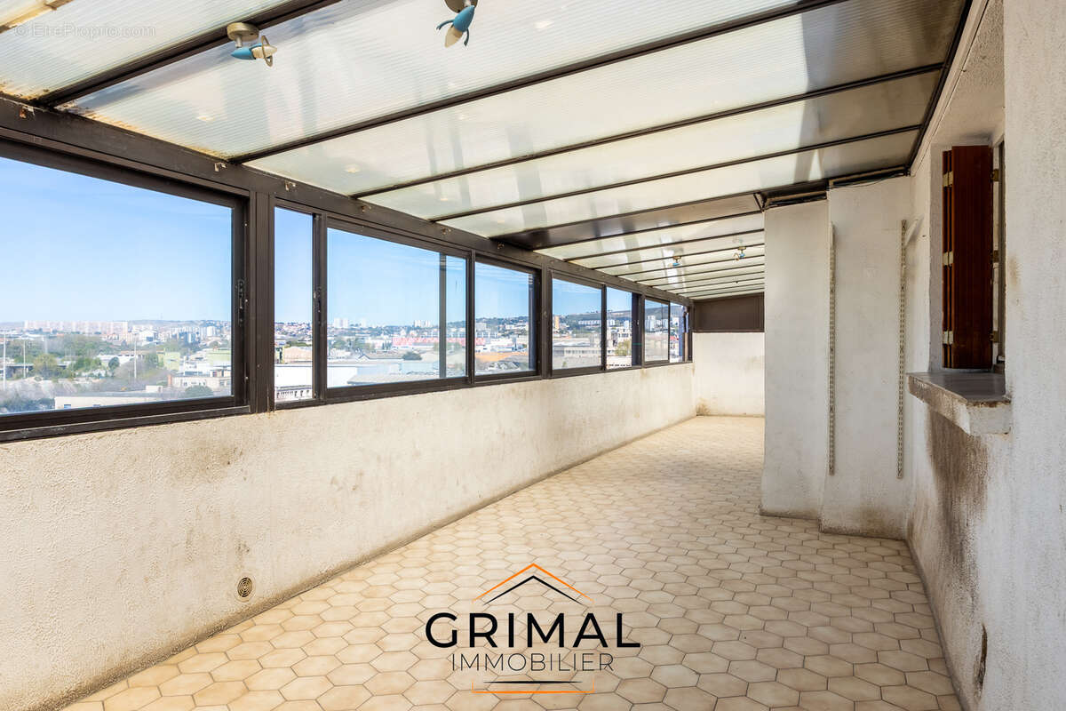 Appartement à MARSEILLE-14E