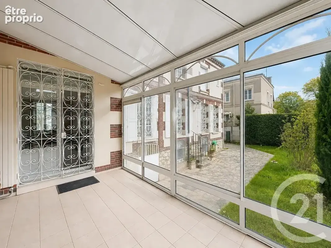 Maison 8 pièces 190 m² à vendre à Chartres (28000) - photo 3