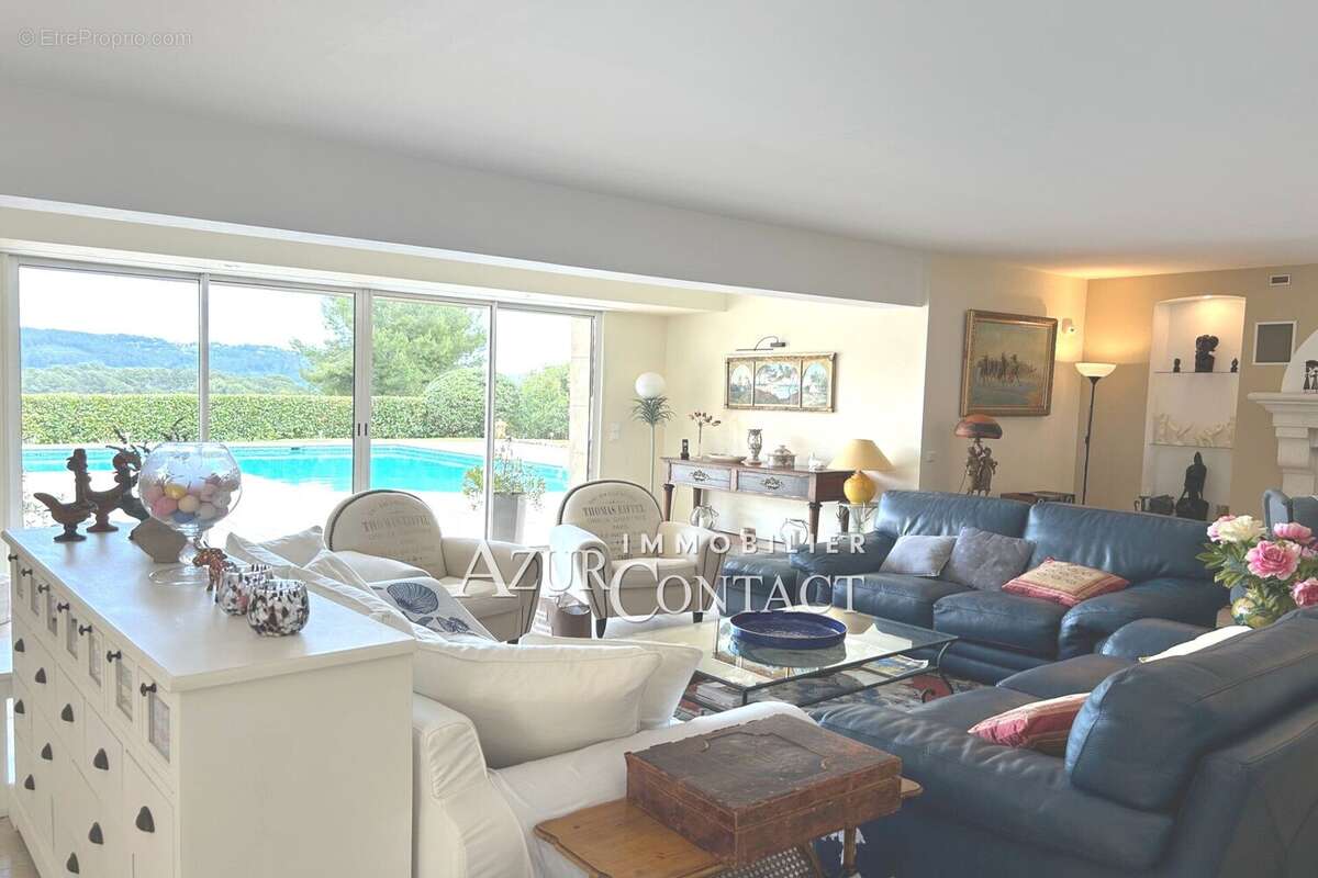 Maison à MOUANS-SARTOUX