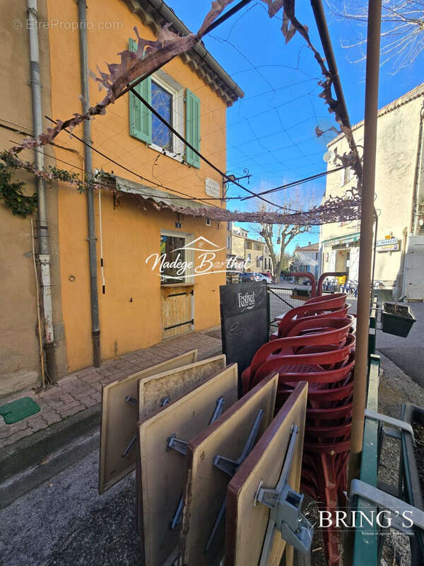 Commerce à MAZAUGUES