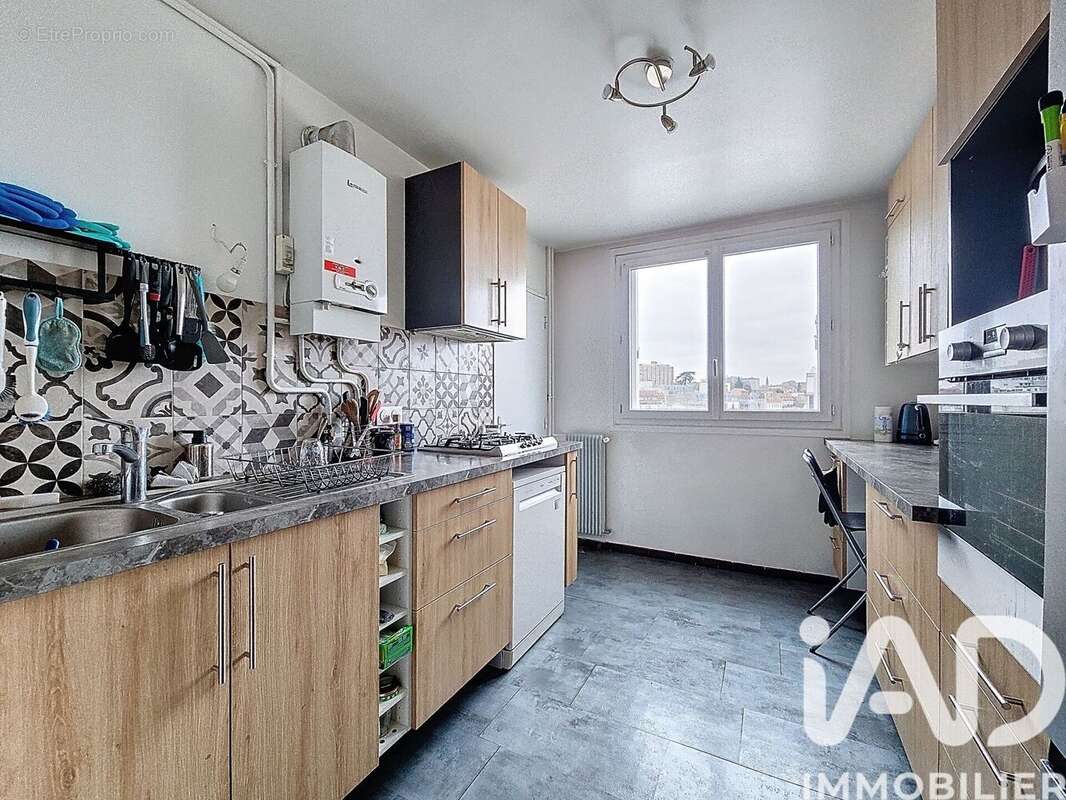Photo 3 - Appartement à ARCUEIL