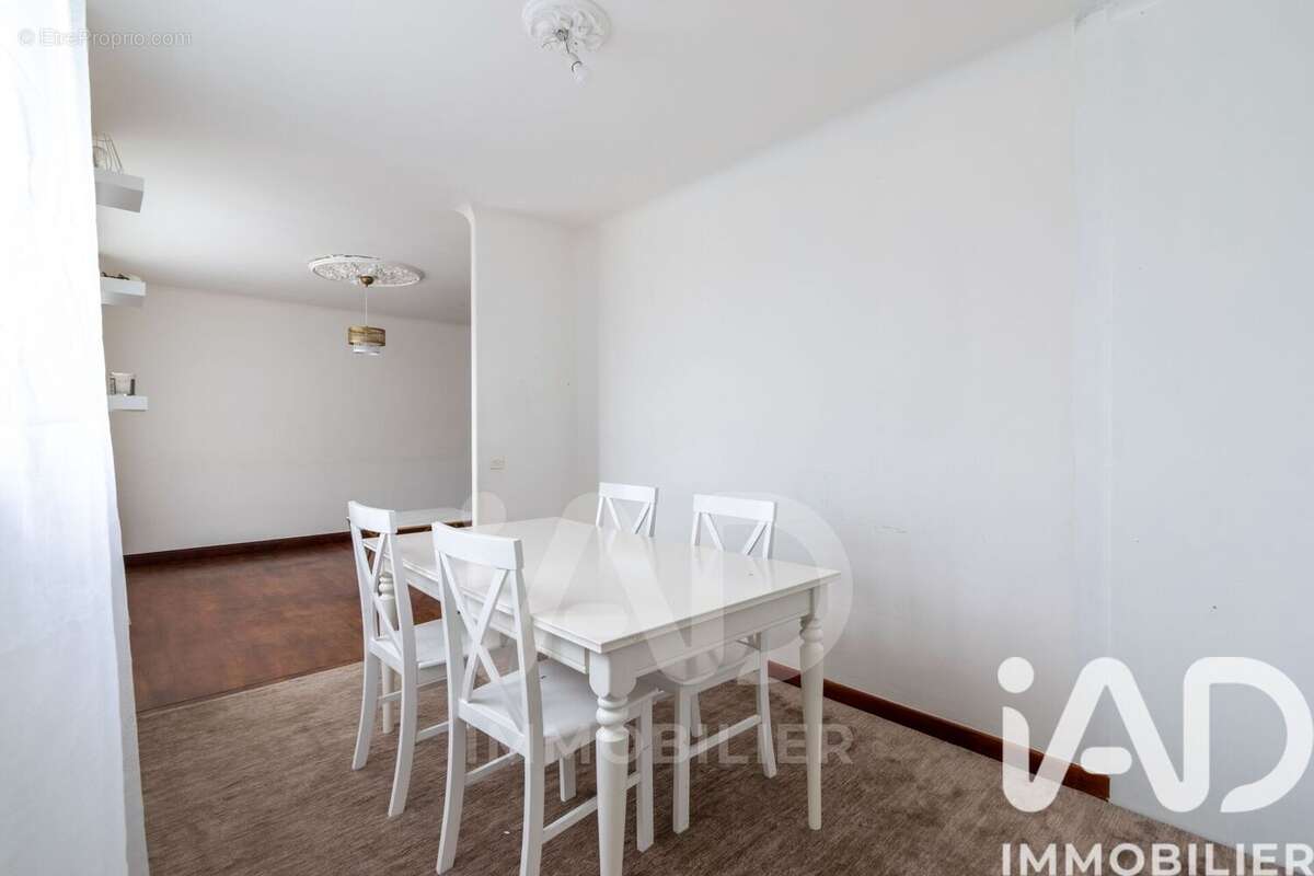 Photo 8 - Appartement à MANTES-LA-VILLE