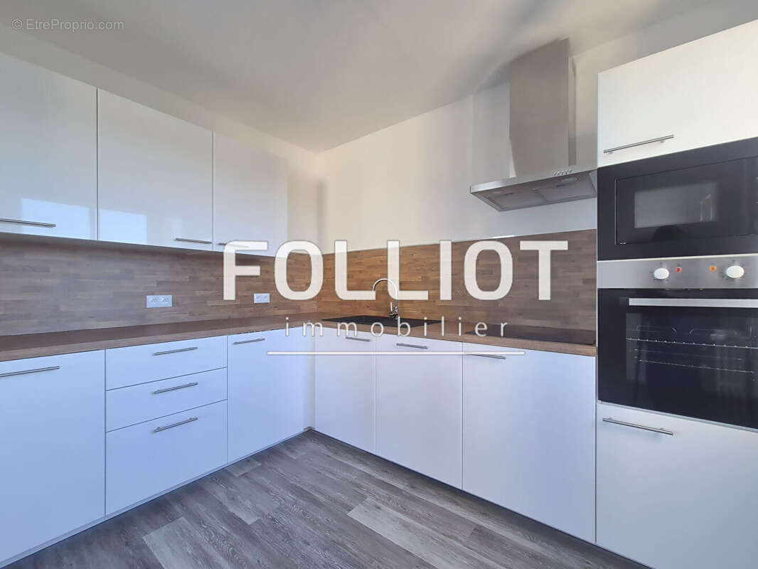 Appartement à MONDEVILLE
