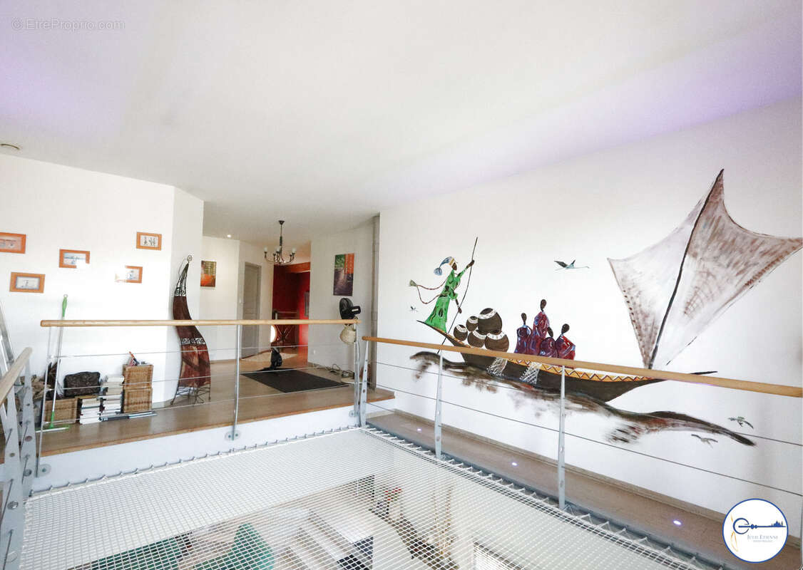Maison à DOMPAIRE
