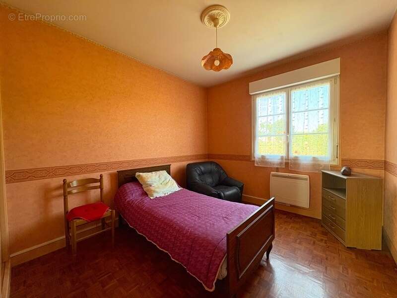 Maison 5 pièces 110m2 avec dépendance sur un hectare de terrain - photo 14
