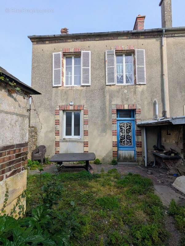 façade arrière - Maison à LA CAMBE