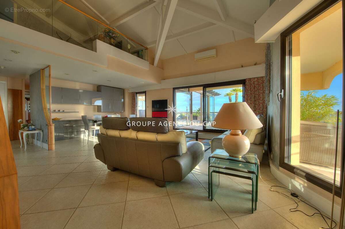 Appartement à FREJUS