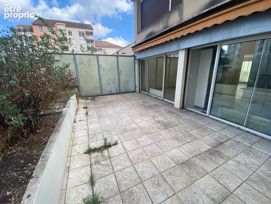 Firminy hypercentre   Bel appartement duplex de 141 m2 habitables - photo 2
