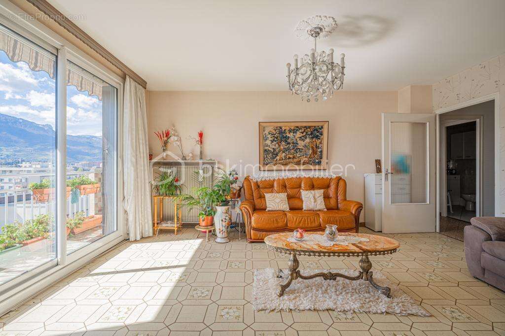 Appartement à EYBENS