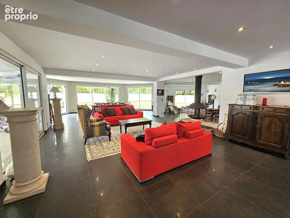 Maison 10 pièces 530 m² à vendre à Caen (14000) - photo 6