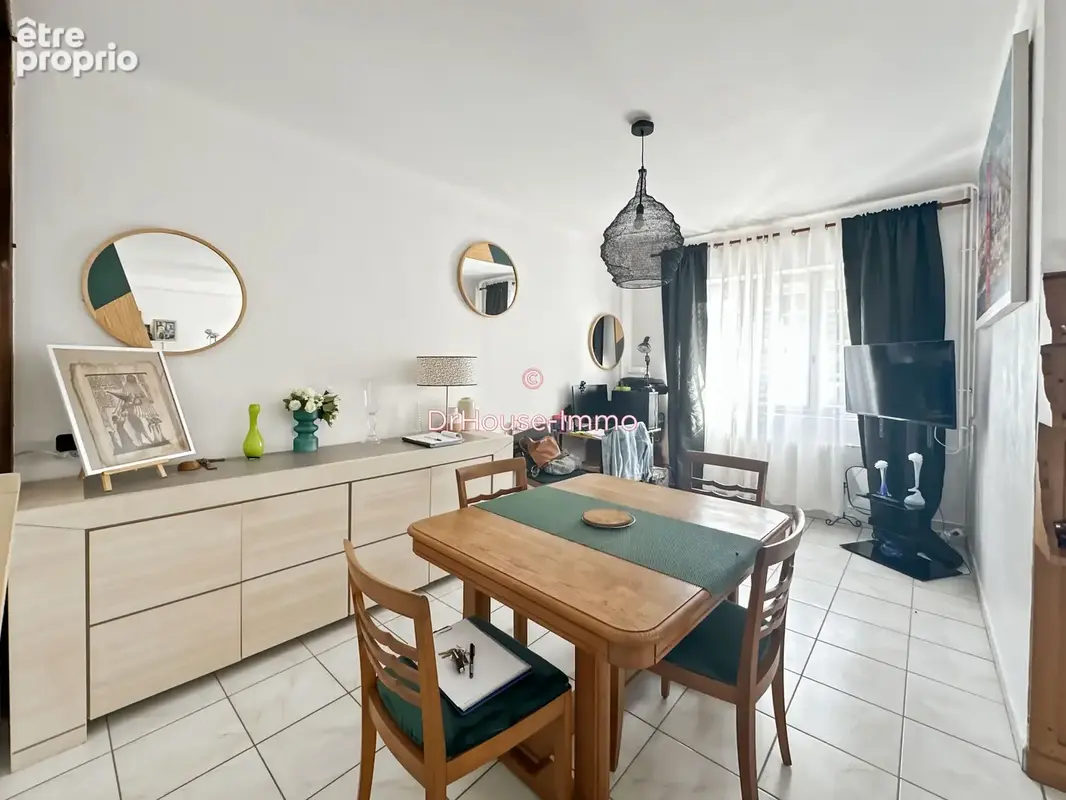 Maison 5 pièces 105 m² à vendre à Nogent-Le-Bernard (72110) - photo 5
