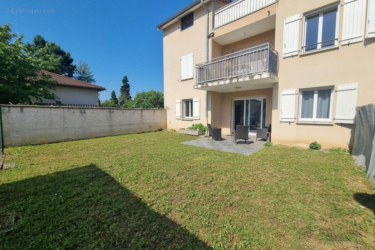 Appartement à SAINT-PRIEST