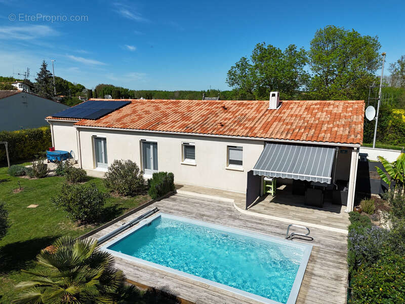 Maison à TONNAY-BOUTONNE