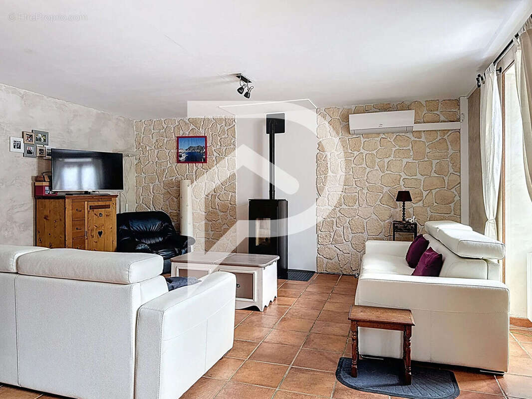 Maison à MONTREDON-LABESSONNIE