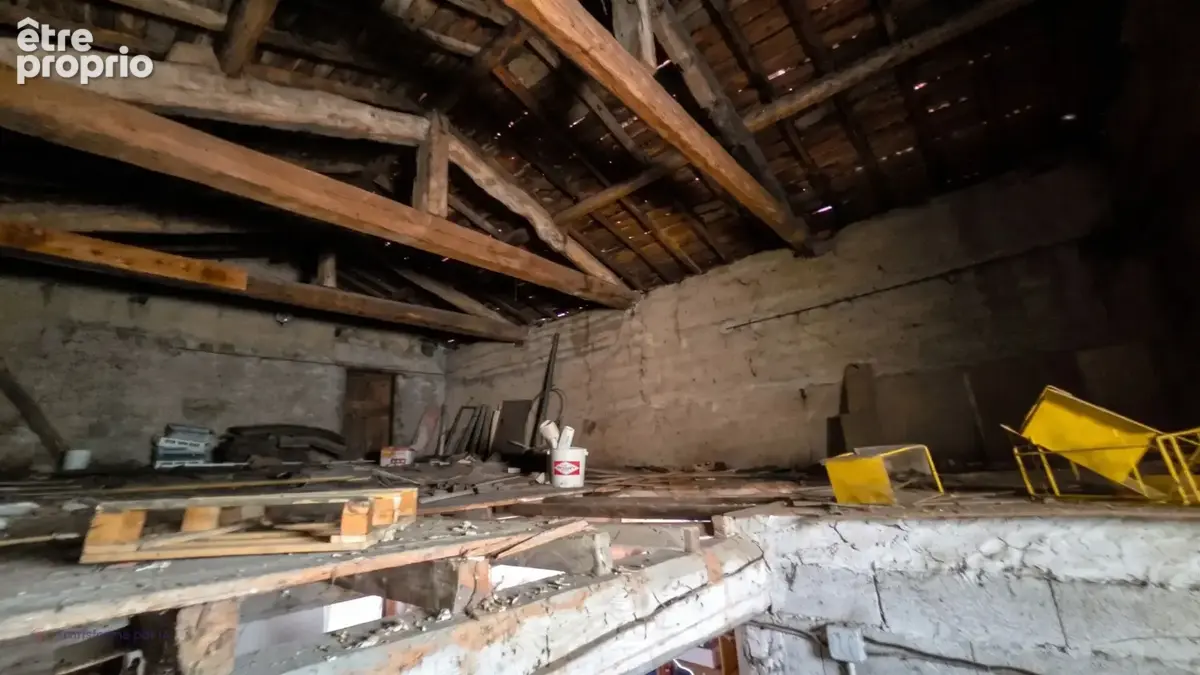 Maison spacieuse à vendre à 7min de Feurs - Opportunité d'investissement ! - photo 8