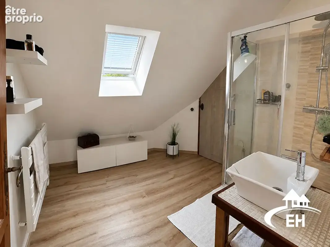 Pavillon avec vie de plain-pied - 5 chambres - studio independant - photo 7