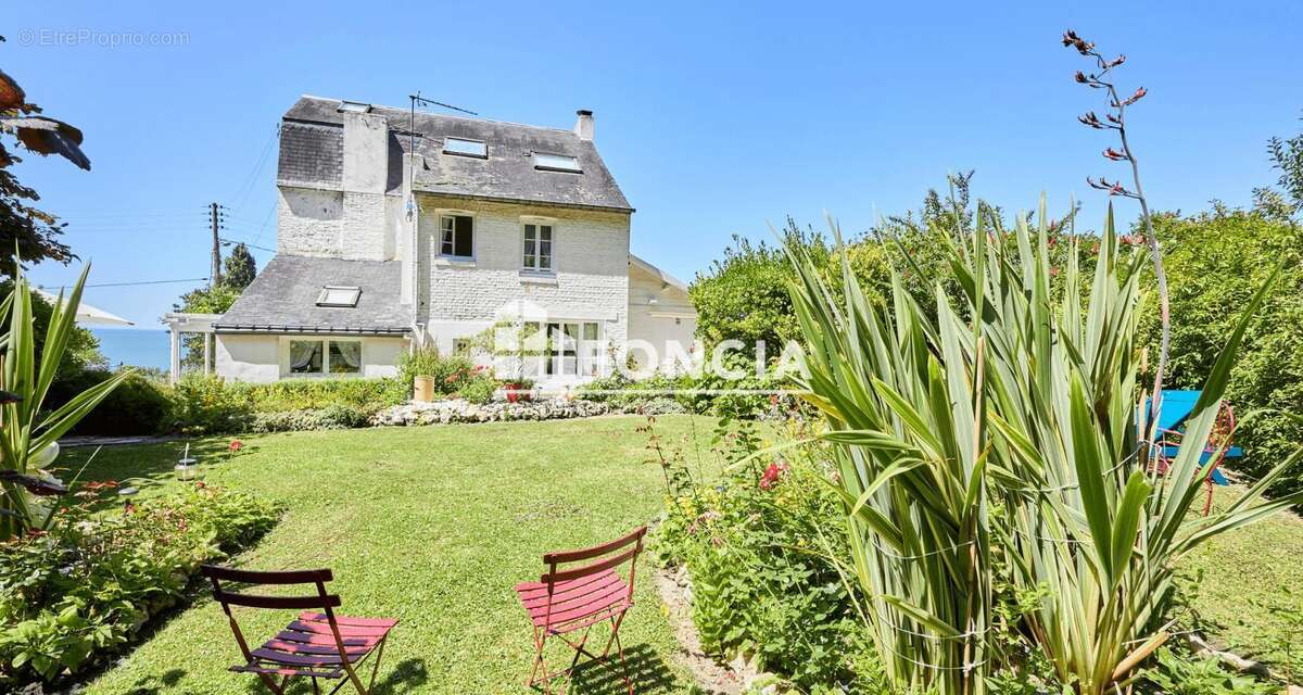 Maison à TROUVILLE-SUR-MER