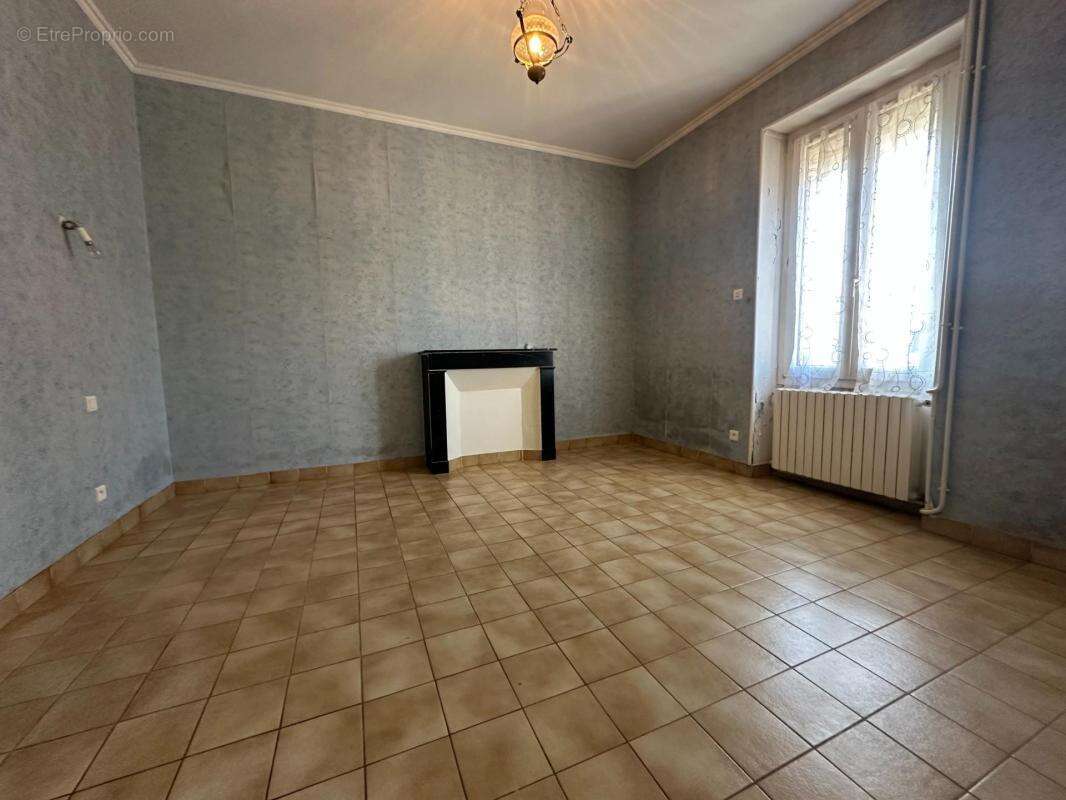 Maison à SAINTE-JAMME-SUR-SARTHE