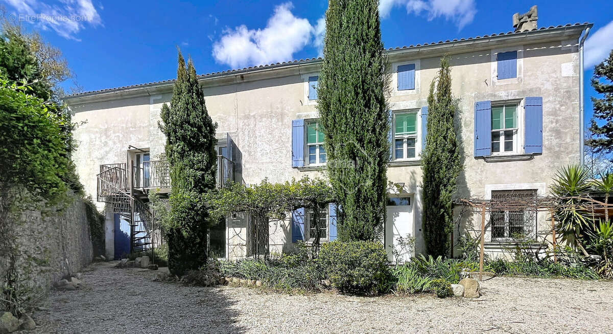 Maison à BARBENTANE
