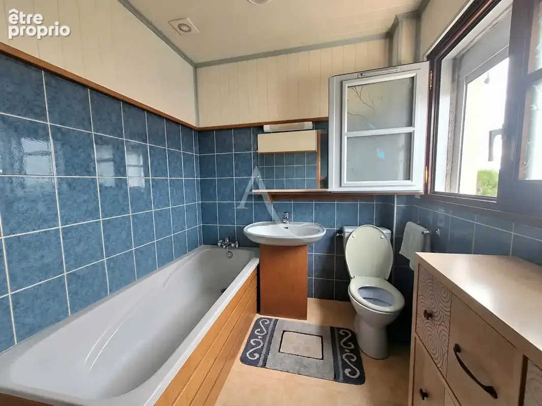 Maison Rue, proche du centre-ville, 3 chambres - photo 8
