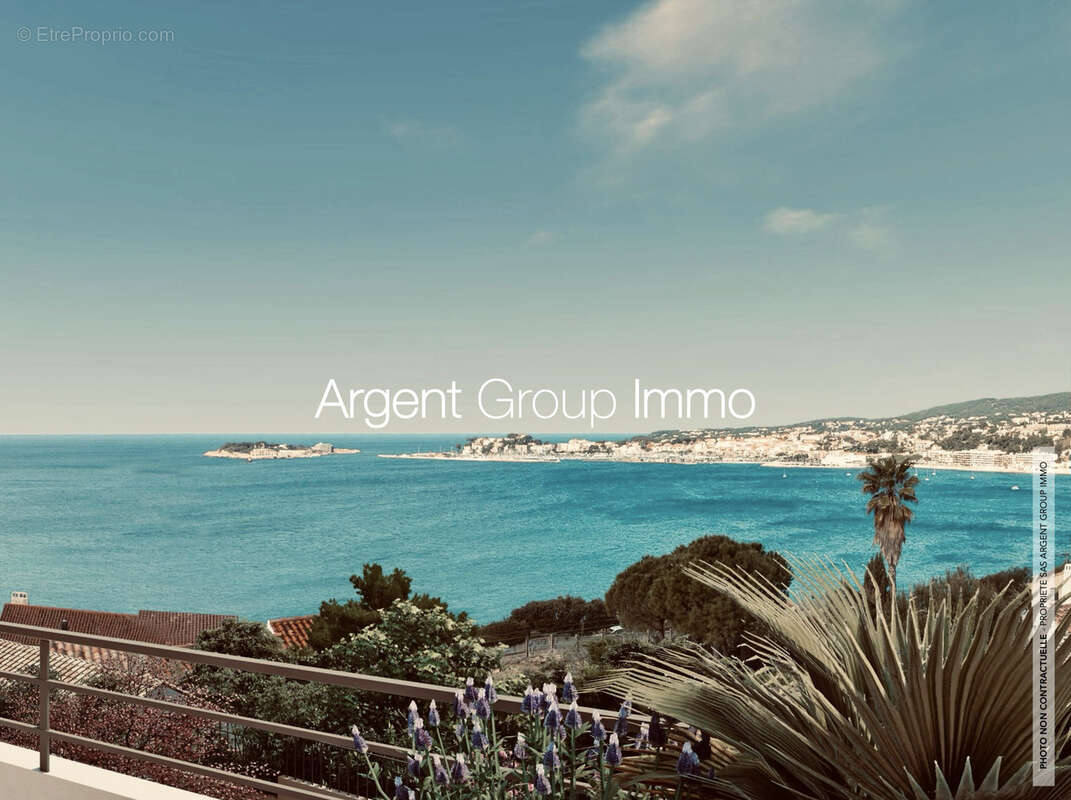 Appartement à SANARY-SUR-MER