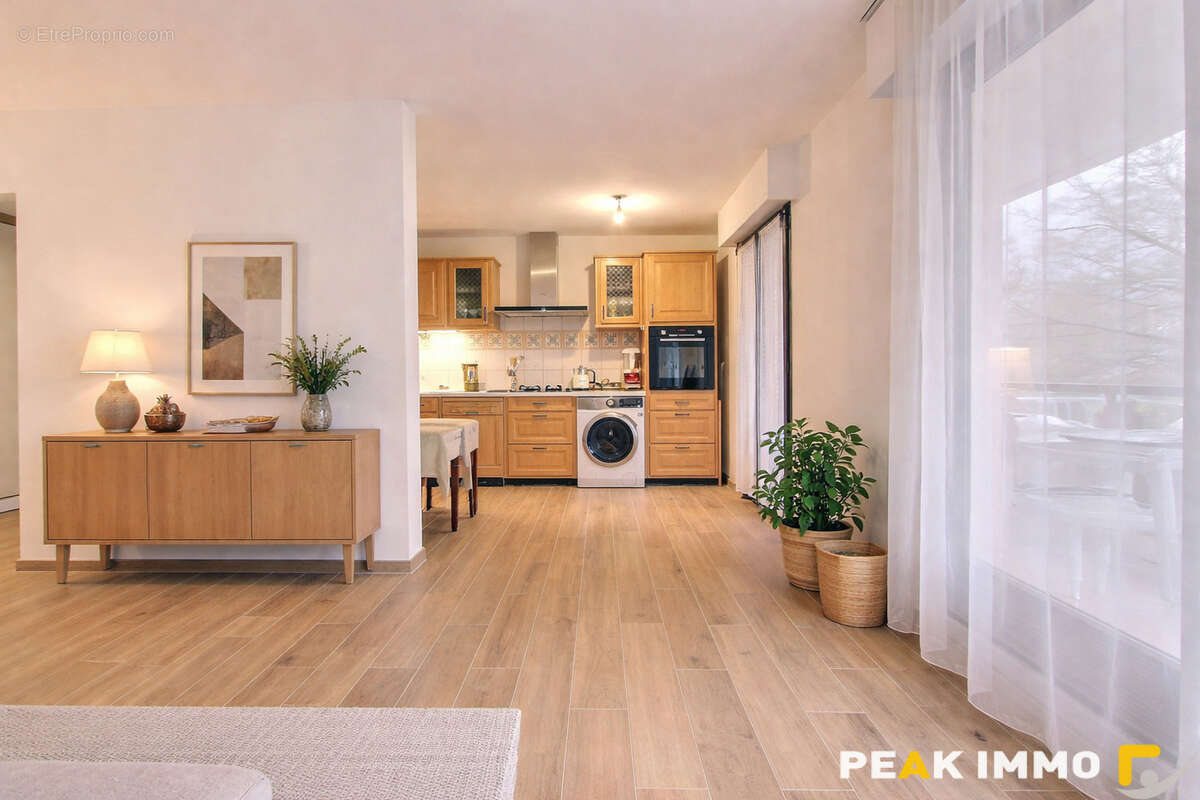 Appartement à ANNECY-LE-VIEUX