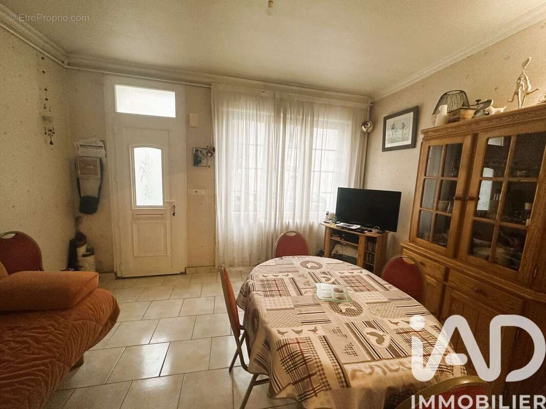 Photo 2 - Maison à LOUE