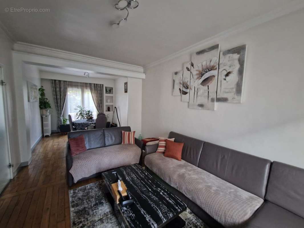 Maison à NOISY-LE-SEC