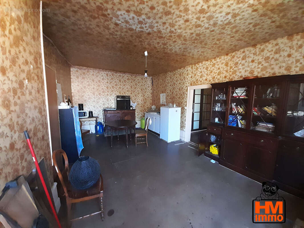 Appartement à SAINT-LEONARD-DE-NOBLAT