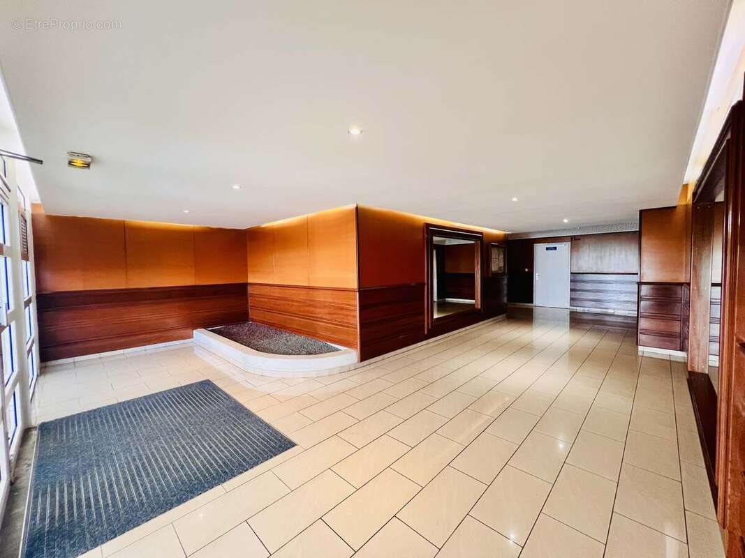 Appartement à SAINT-DENIS