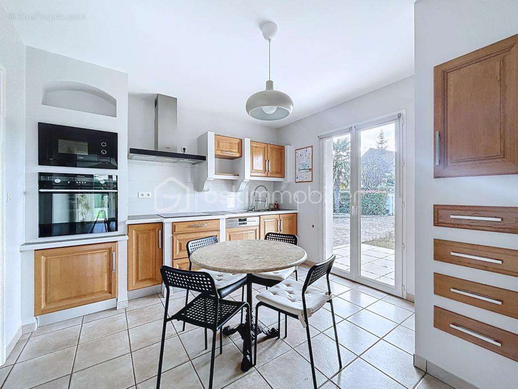 Maison à BENOUVILLE