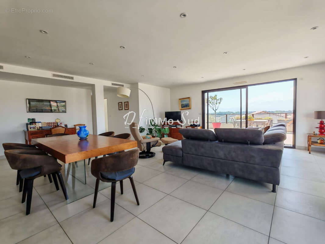 Appartement à SAINT-CYPRIEN