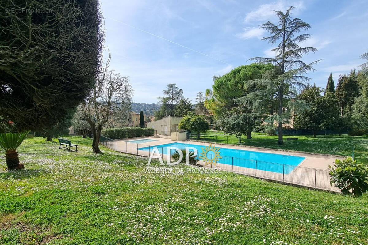 Appartement à PEYMEINADE