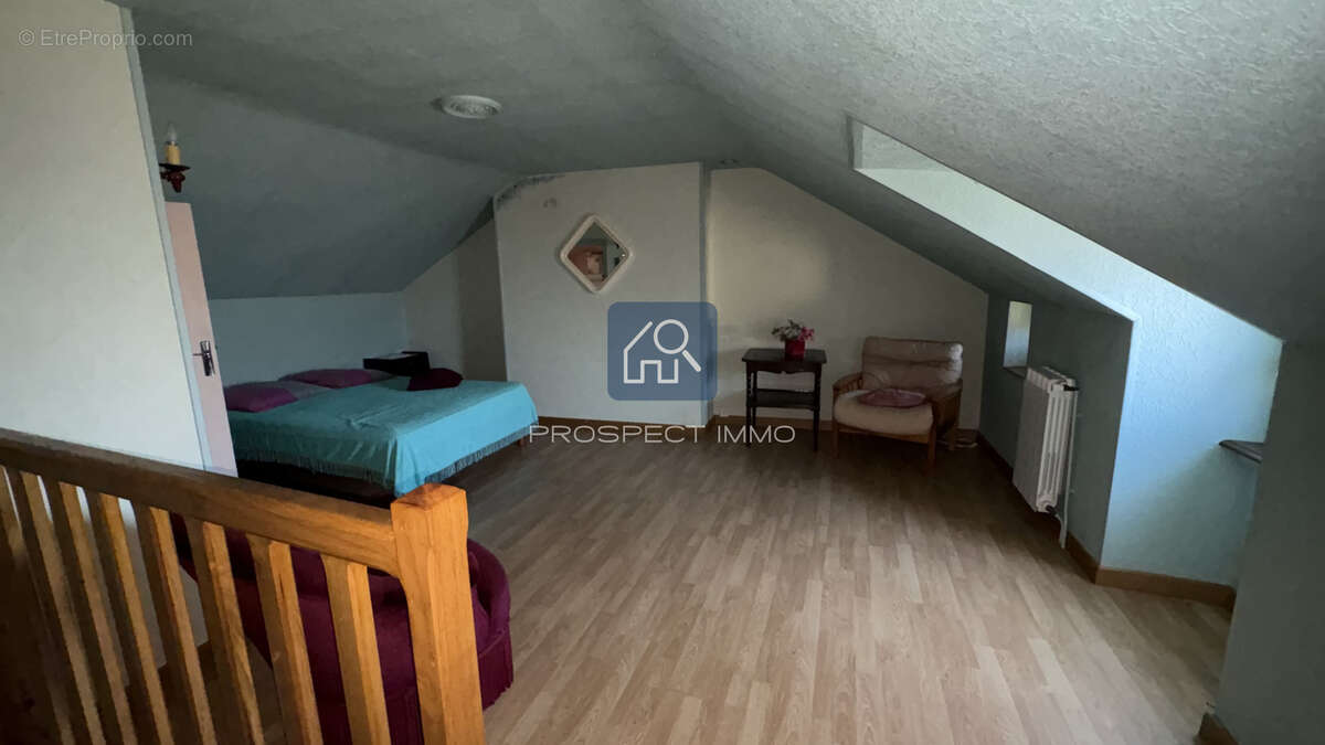 Maison de village T3 avec grange et terrain - photo 9