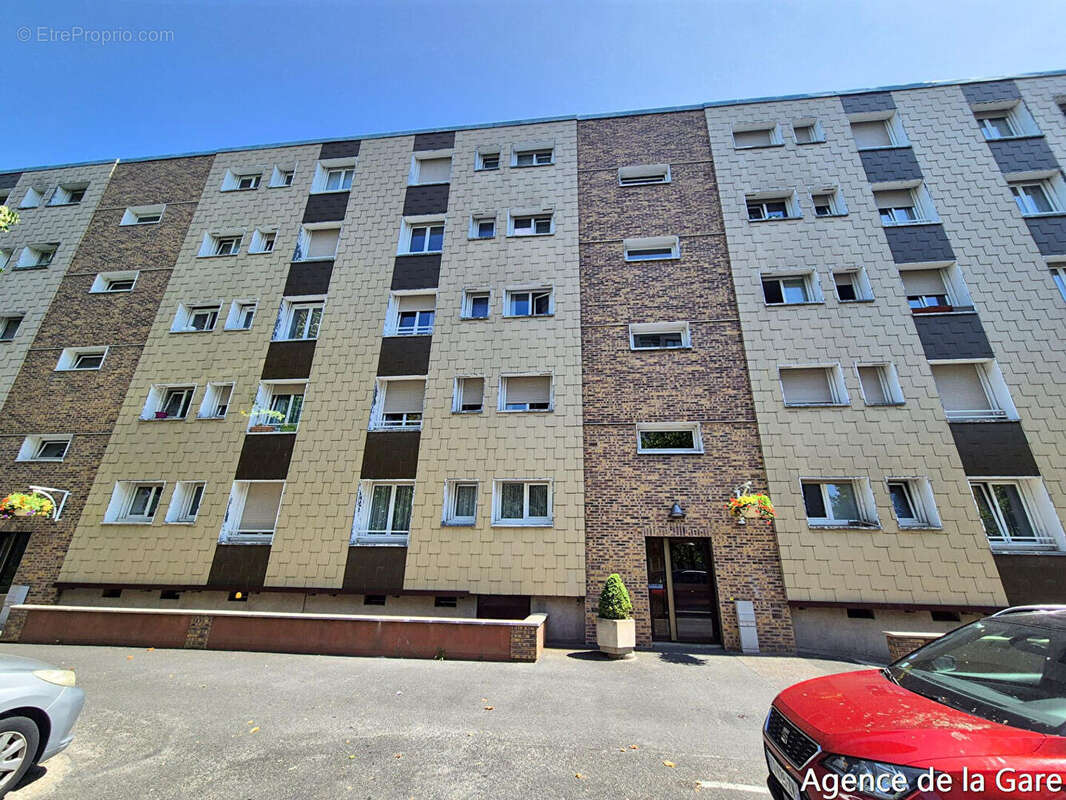 Appartement à HOUILLES