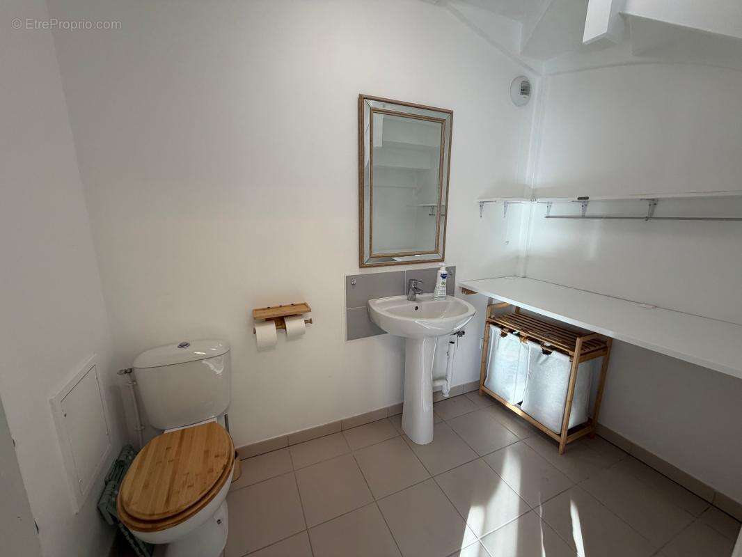 Maison à LA SALVETAT-SAINT-GILLES