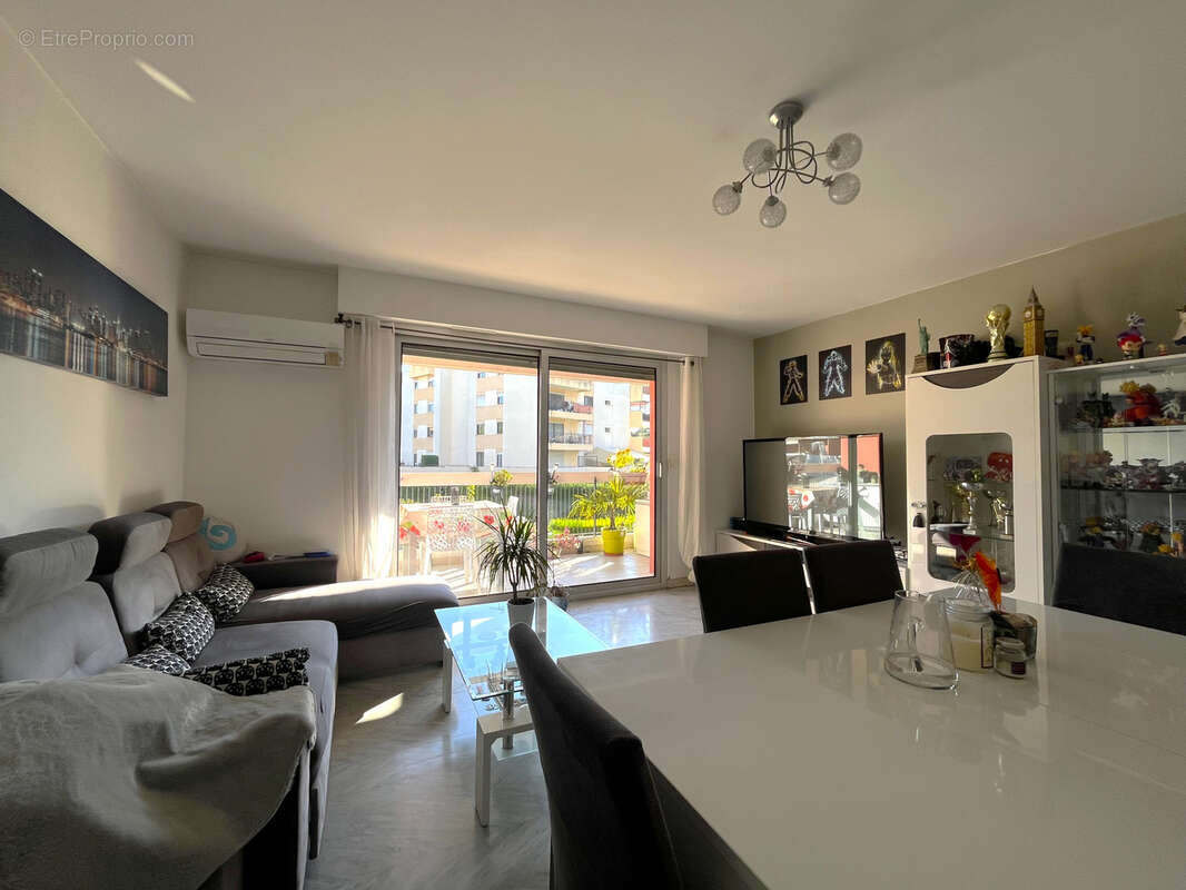 Appartement à CAGNES-SUR-MER