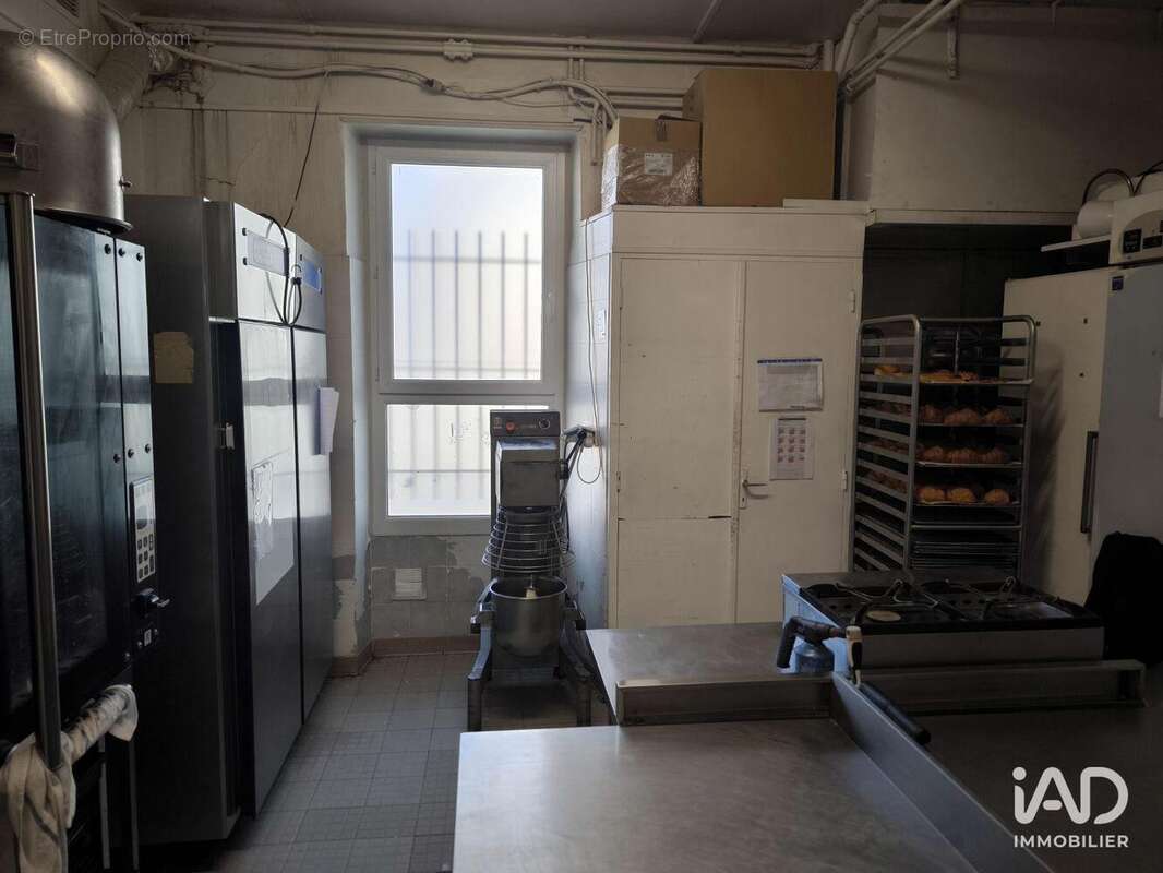 Photo 8 - Commerce à VOLX