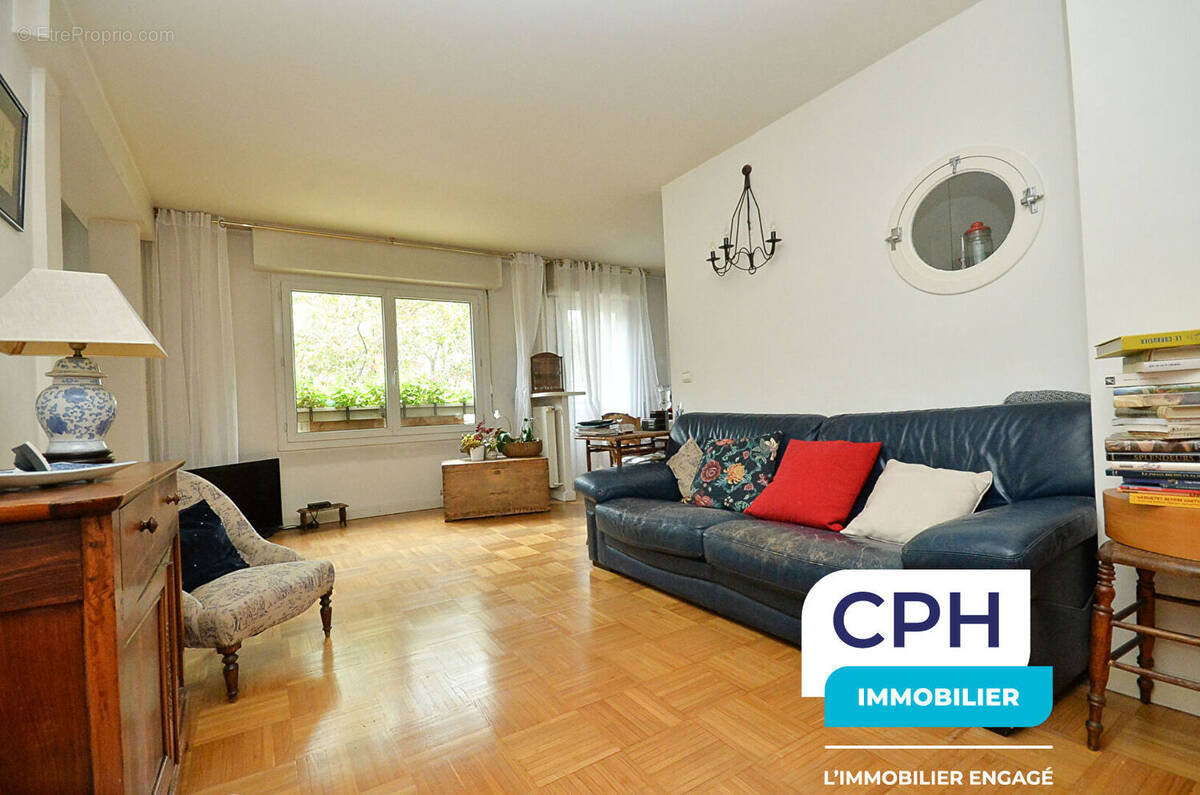 Appartement à PARIS-12E